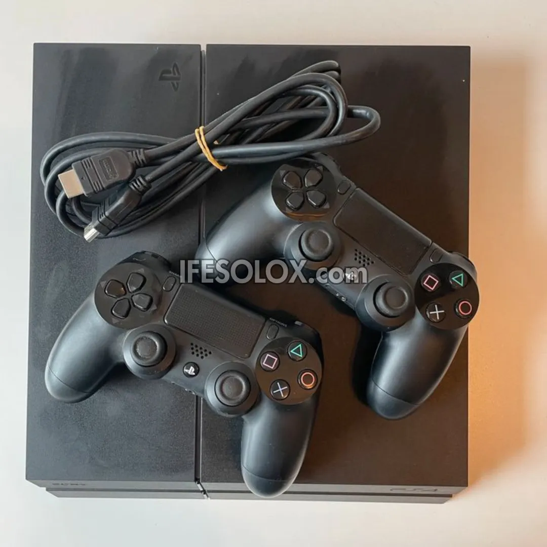 Sony Playstation 4 (PS4) 500GB Game Console with 2 DUALSHOCK 4 Controllers and 10 Games - Foreign Used